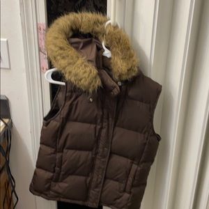 Hooded warm vest